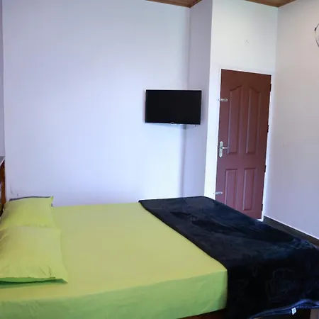 Nest In Mist Munnar Service Villa Exterior photo