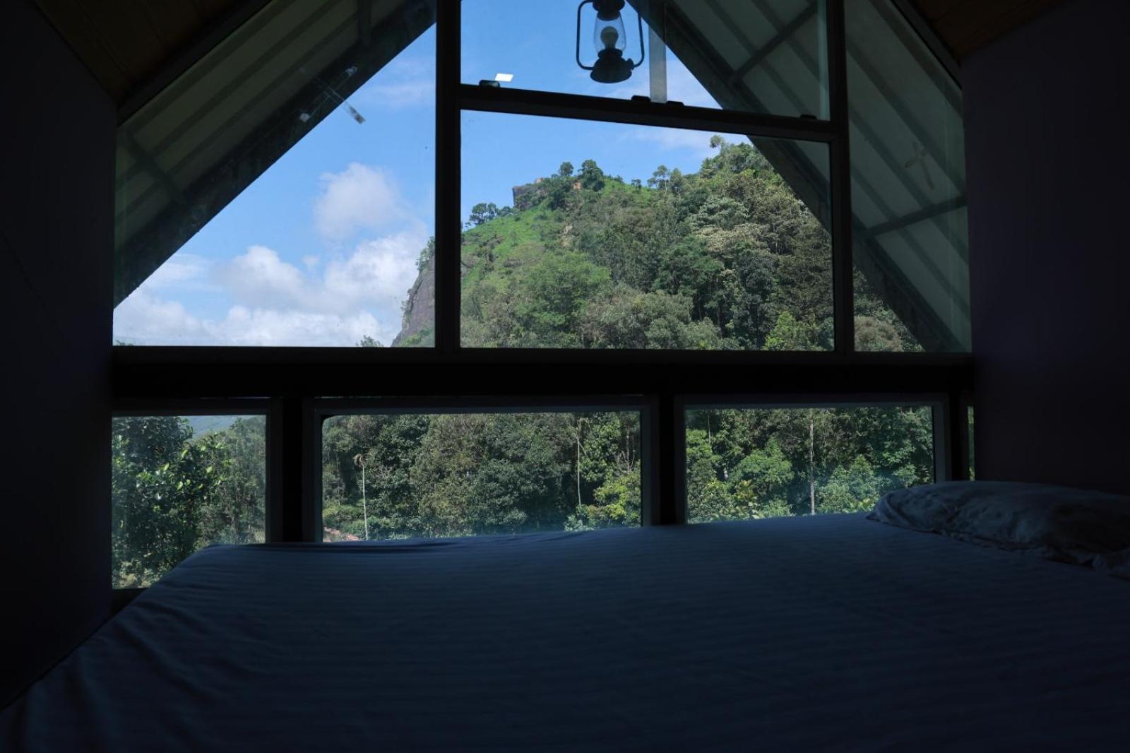 Homestay Nest In Mist Service